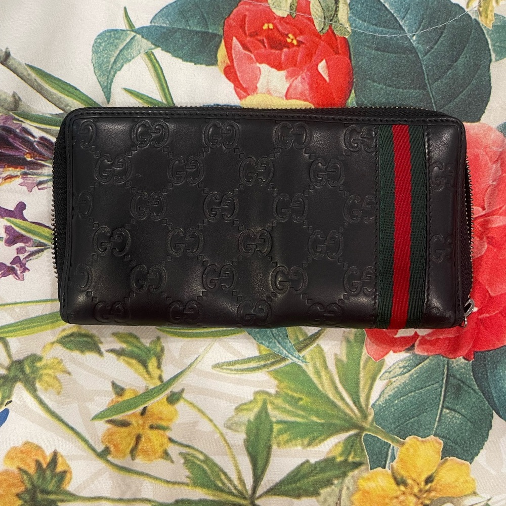 Gucci Black Leather Wallet with Red and Green Stripe - Picture 4 of 9
